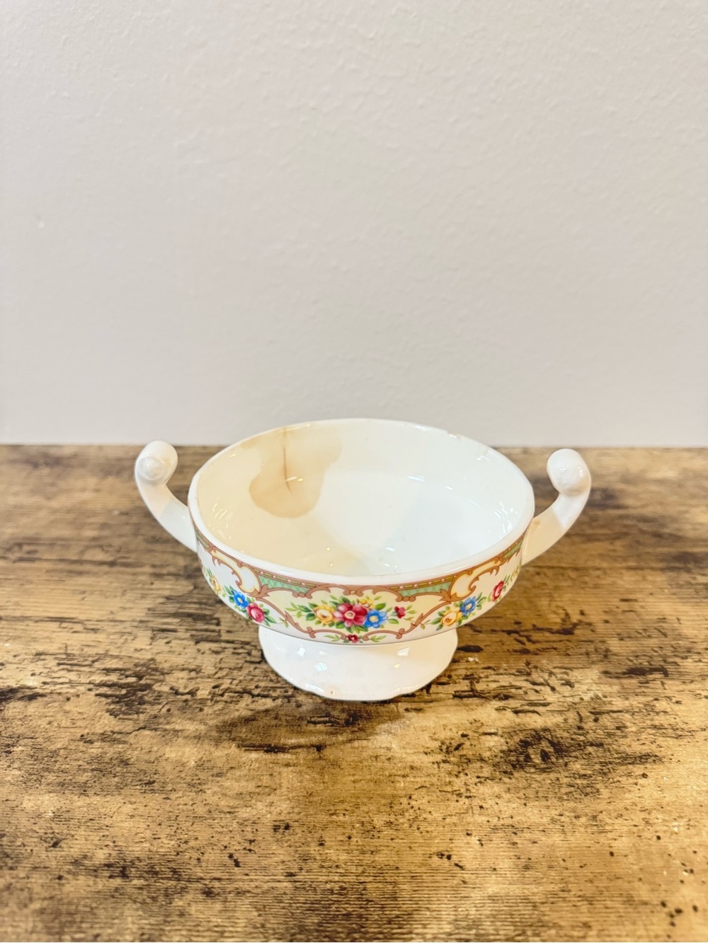 Vintage Floral Porcelain Double Handled Footed Bowl - Picture 7 of 12